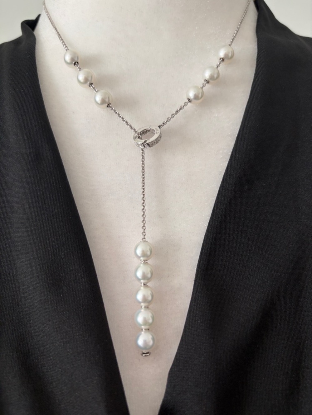 MIKIMOTO “Pearls In Motion” Akoya Pearl and Diamond Necklace - Picture 6 of 11